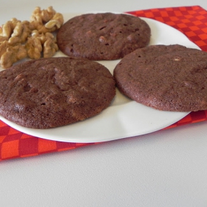 Cookies de dois chocolates e nozes