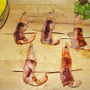 Espetadinhas de Camarão com Bacon