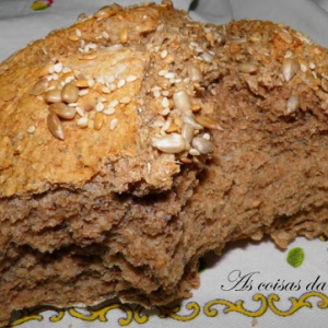 Pão integral / Whole grain bread