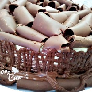 Receita de Torta Mousse Chocolate Branco e Meio Amargo