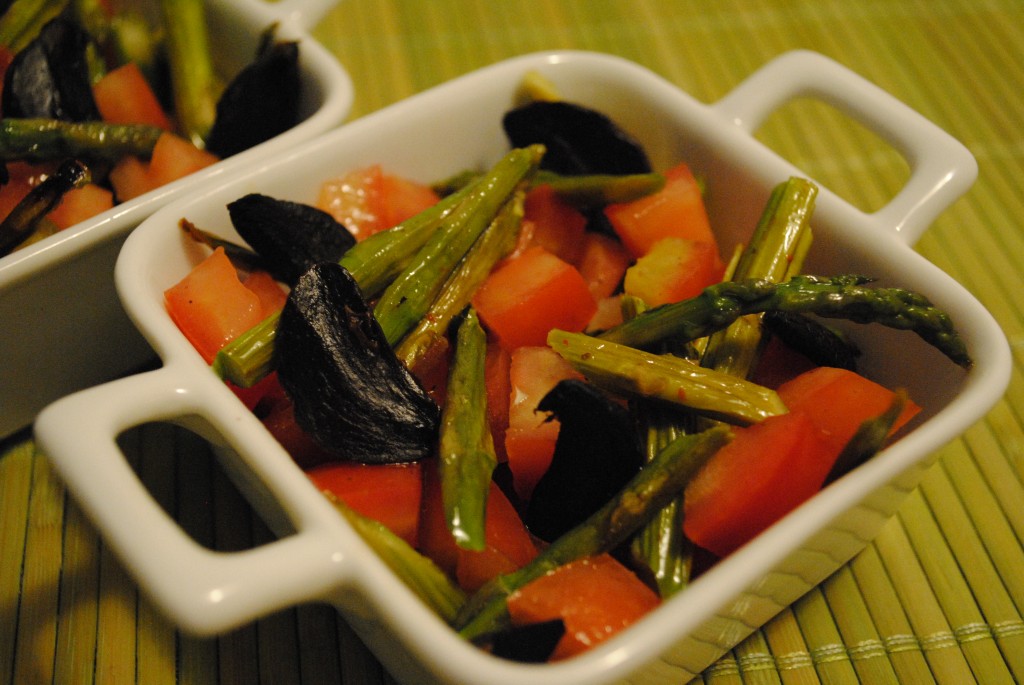 Salada de Aspargos e Alho Negro