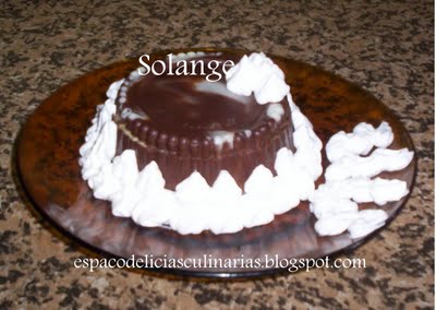 Mini bolo de brigadeiro e chocolate