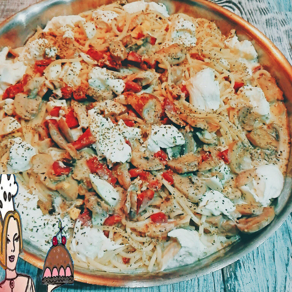 Esparguete com pancetta e mozarela fresca  ♥♥♥