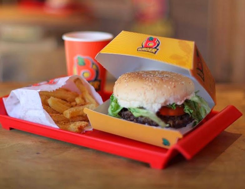 Porto Alegre inaugura primeiro fast-food vegano do Brasil