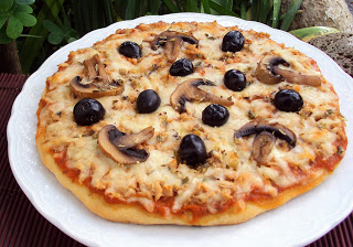Pizza de Atum com Cogumelos e Azeitonas