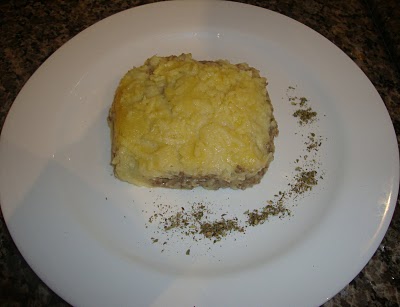 Batata ao queijo com recheio de carne moída cremosa