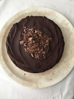 BISCUIT CHOCOLATE CAKE