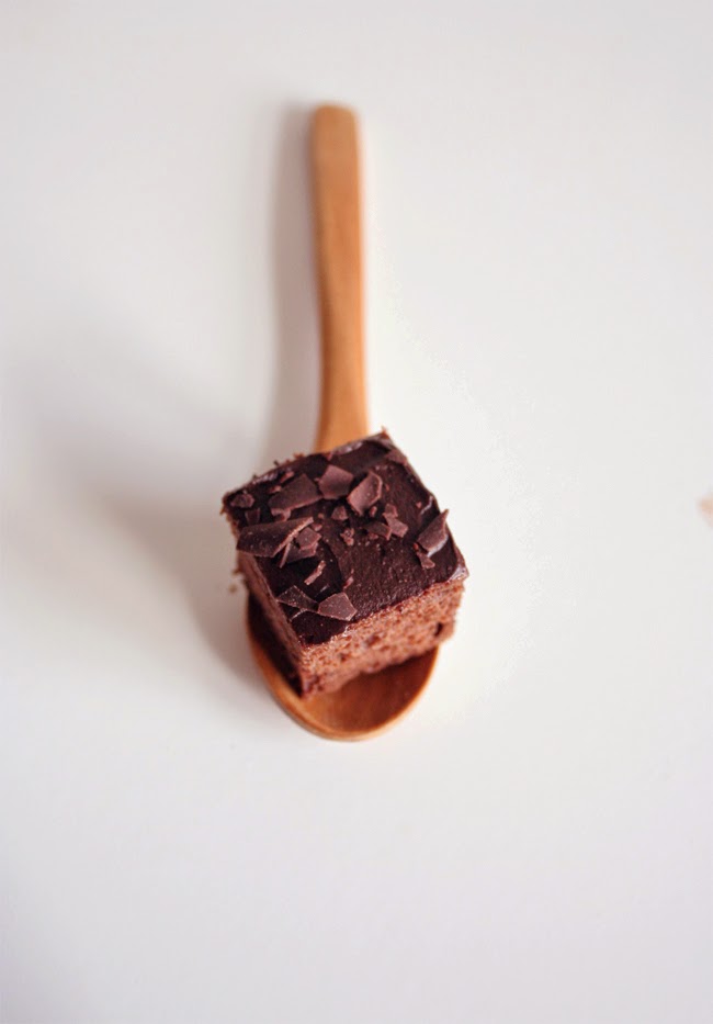 Bolo trufado de chocolate/ chocolate truffle cake