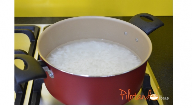 Como cozinhar arroz sem gordura, sem mistério e sem erro!
