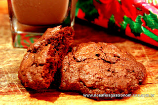 DESAFIO: Testar o Cookie de chocolate totalmente exagerado da Nigella!