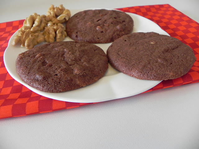 Cookies de dois chocolates e nozes