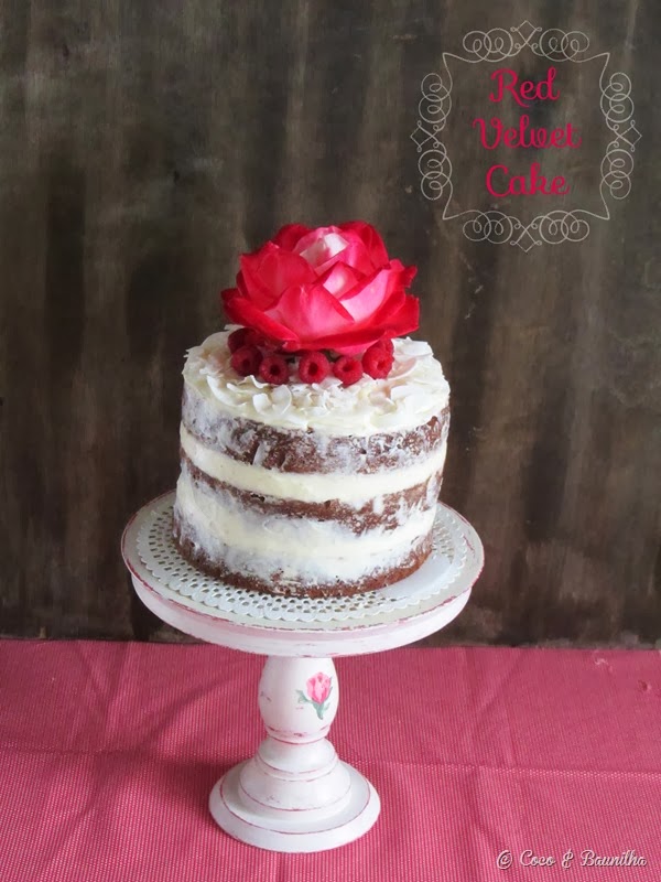 Red velvet naked cake