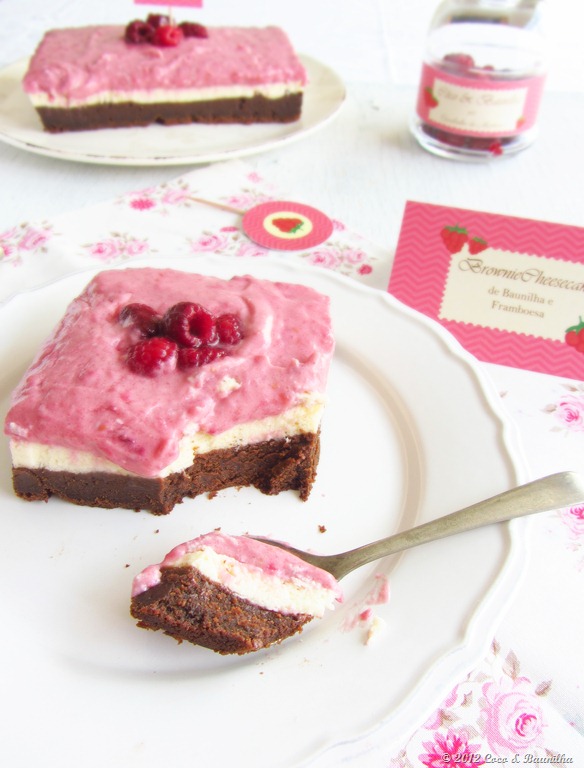 Brownie-cheesecake de baunilha e framboesa ::: e uma parceria!
