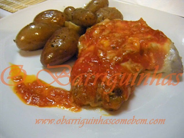 Costeletas com Mozarella em molho de Tomate