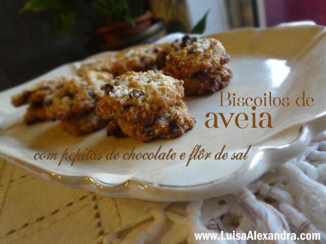 Biscoitos de Aveia e Côco com Pepitas de Chocolate e Flôr de Sal