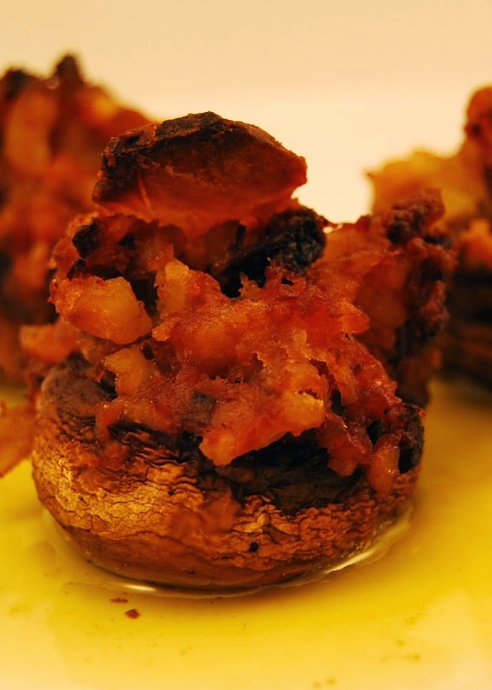 Cogumelos com Castanhas e Carne