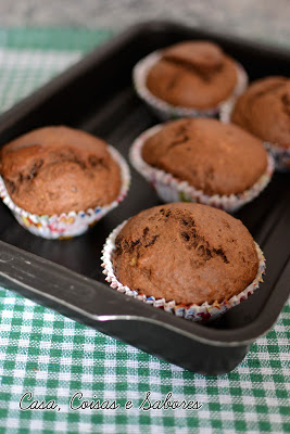Muffins de chocolate com banana da Nigella