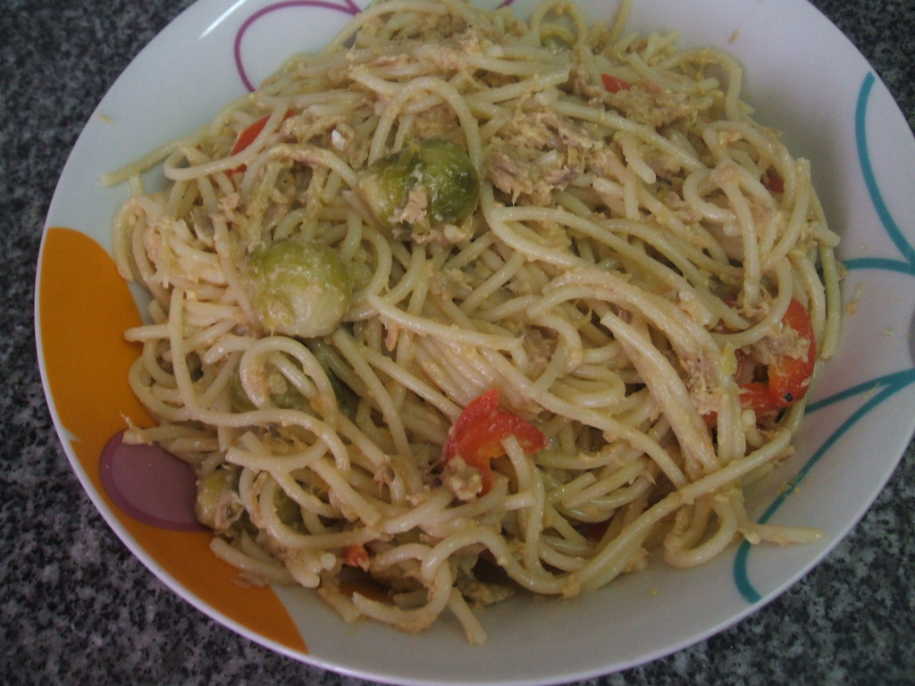 Esparguete com Atum no Wok