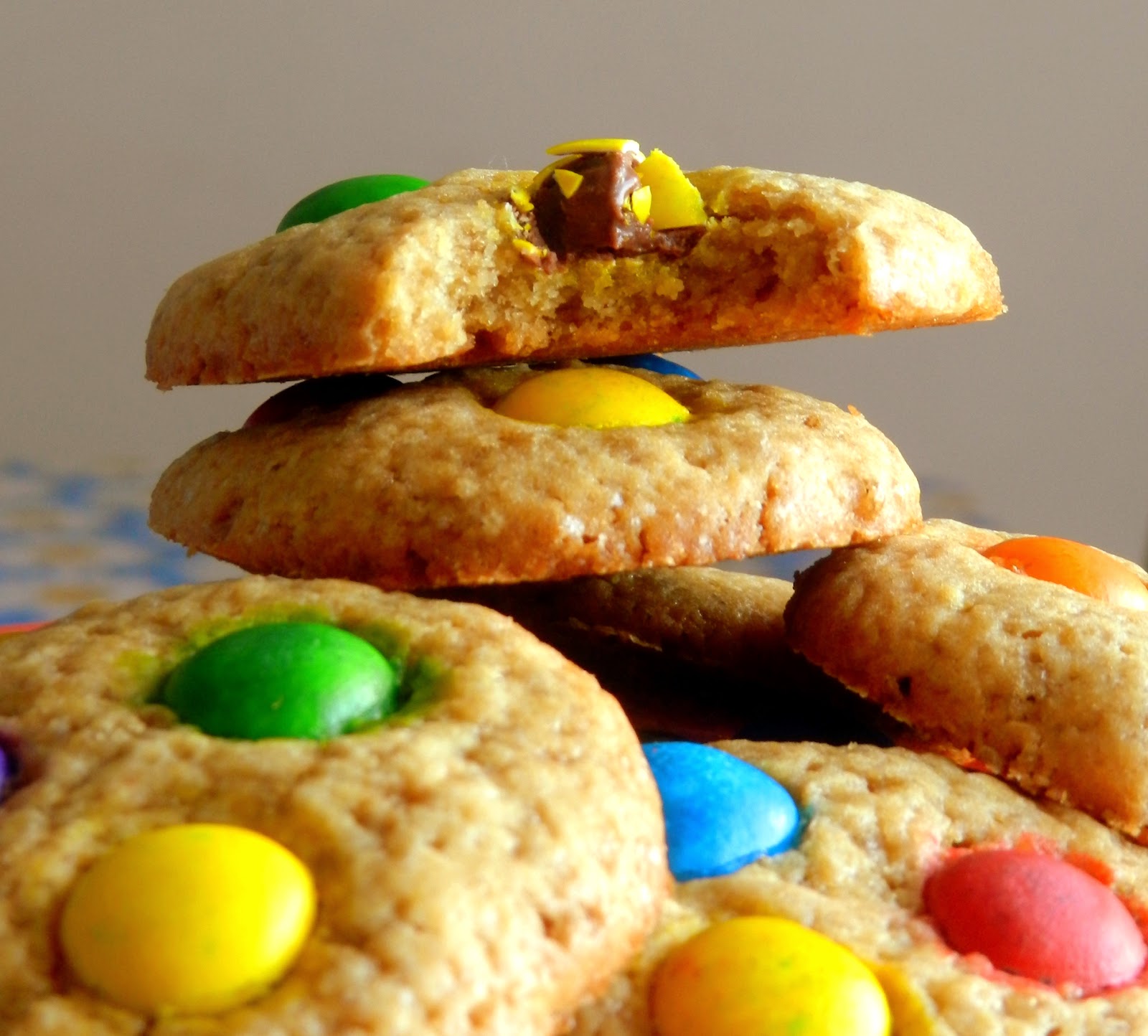 Cookies coloridos #diadascrianças
