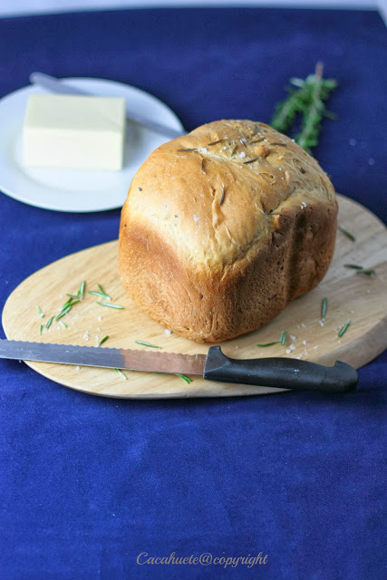 Pão de alecrim e pimenta preta/Rosemary Sandwich Bread