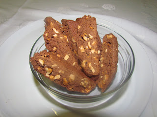 Biscotti de chocolate e castanha do Pará