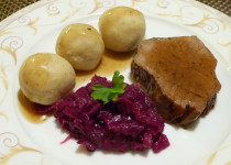 Kartoffelknödel – Bolinho de batata Alemão