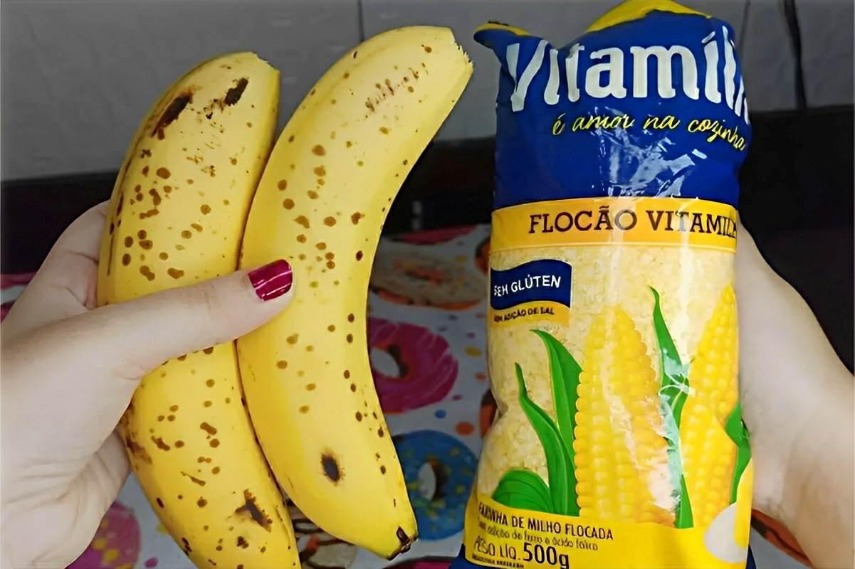 Lanche com banana na frigideira delicioso saudável e feito com apenas 2 ingredientes