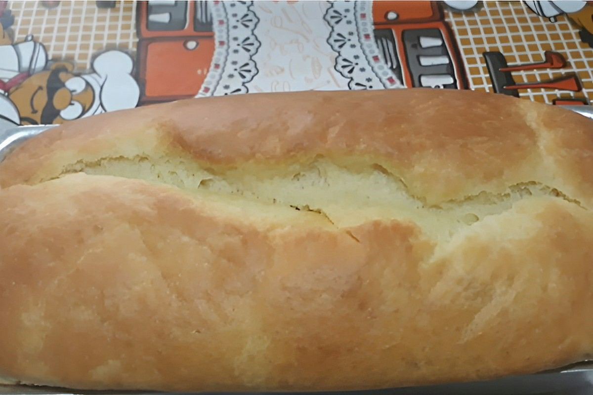 Pão caseiro de massa mole super fofinho e fácil de fazer para o lanche