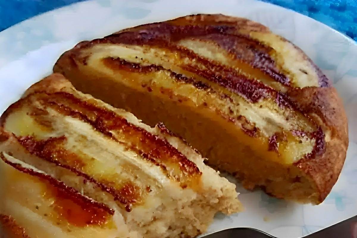 Pão de aveia com banana de frigideira delicioso e fácil de fazer para comer a qualquer hora