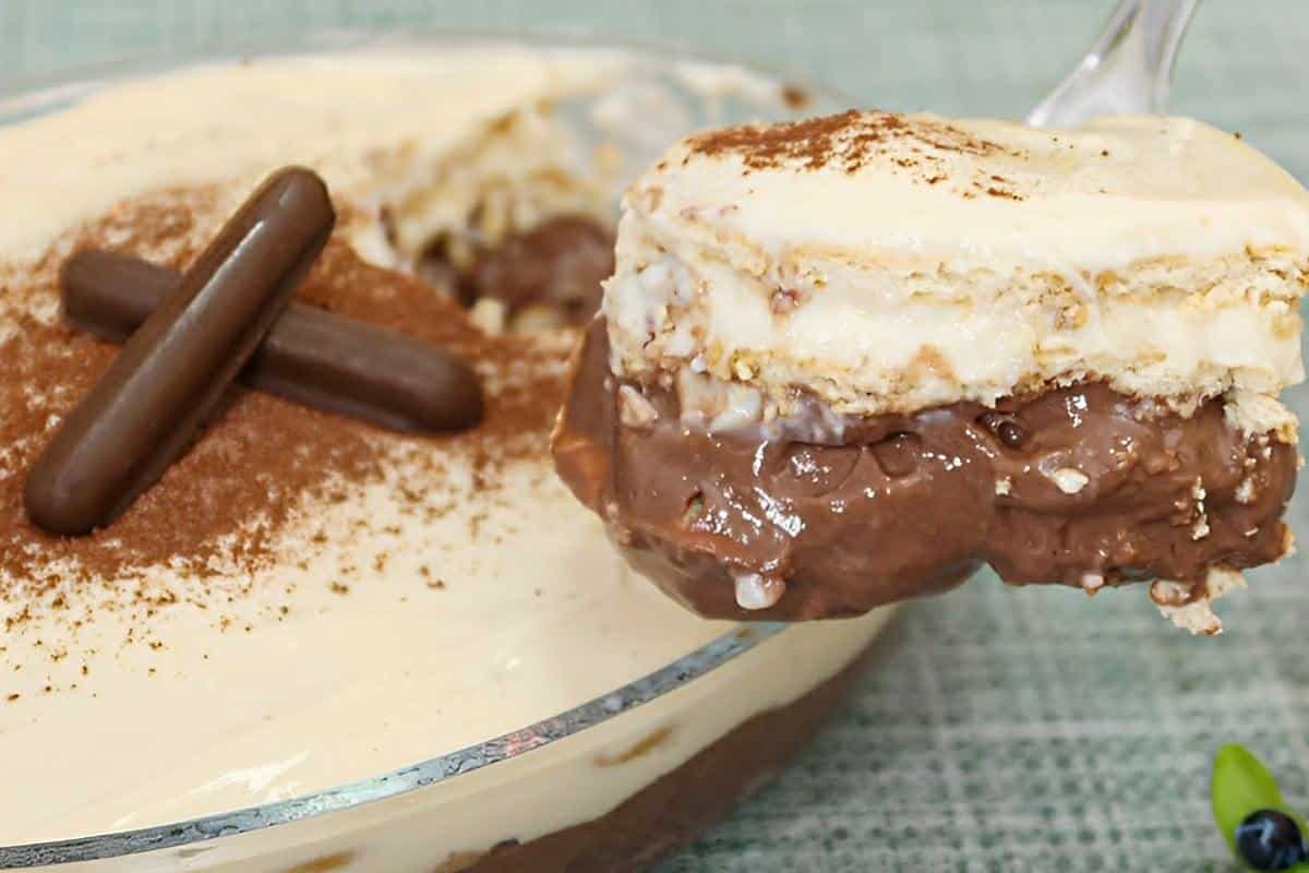 Pavê de chocolate uma sobremesa cremosa e super chocolatuda para você fazer no final de semana
