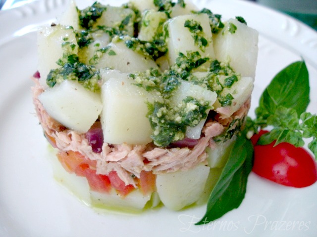Salada de Batata e Atum ao pesto