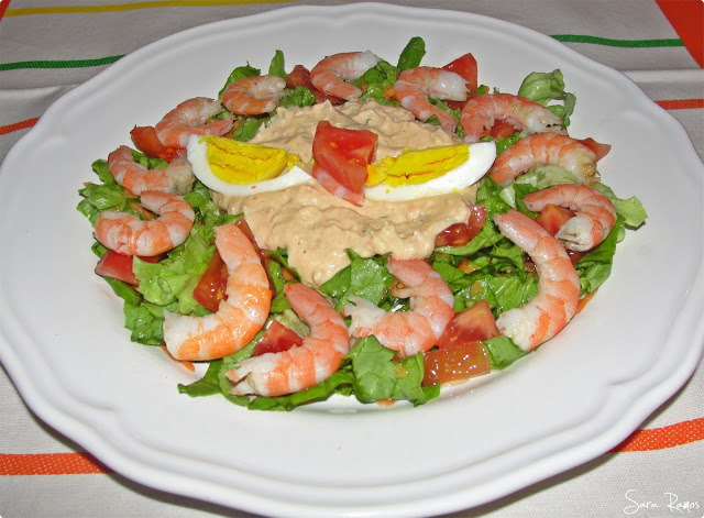 Salada de Marisco com Molho Especial