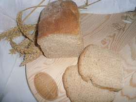 Pão de forma de trigo e centeio - World bread day