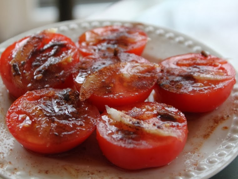 Tomates com Páprica e Cebola (vegana)
