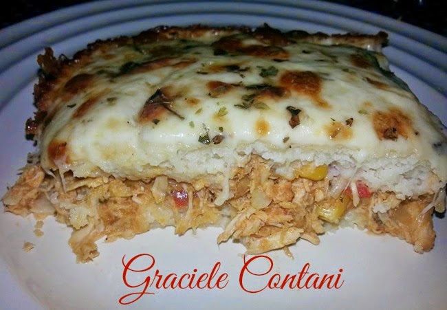 Torta de frango com massa de arroz, de Graciele Contani