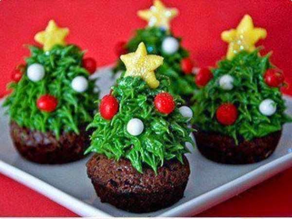 Tradicionais Cupcakes em Árvores de Natal