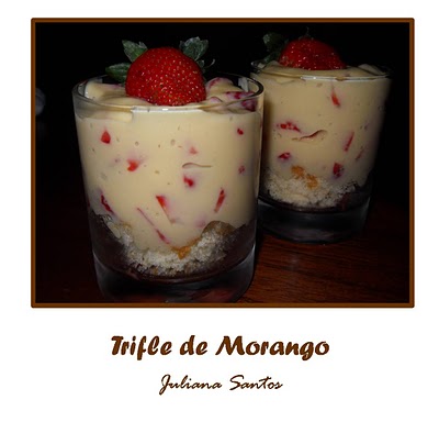 Trifle de Morango