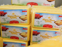 Queijos da Superbom chegam ao mercado por preço semelhante ao de queijos convencionais