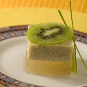 Gelatina diet de chá verde e kiwi