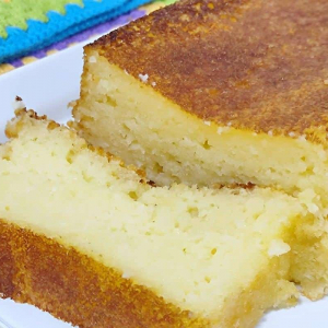 Bolo queijadinha na forma de bolo inglês uma delícia bem fácil de preparar