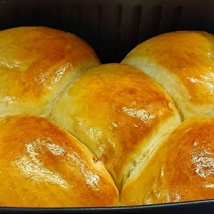 Pão caseiro na AirFryer: fofinho delicioso e perfeito para o lanche da tarde ou café da manhã