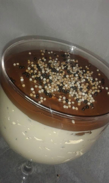 Mousse de Chocolate Branco com Cobertura de Nutella