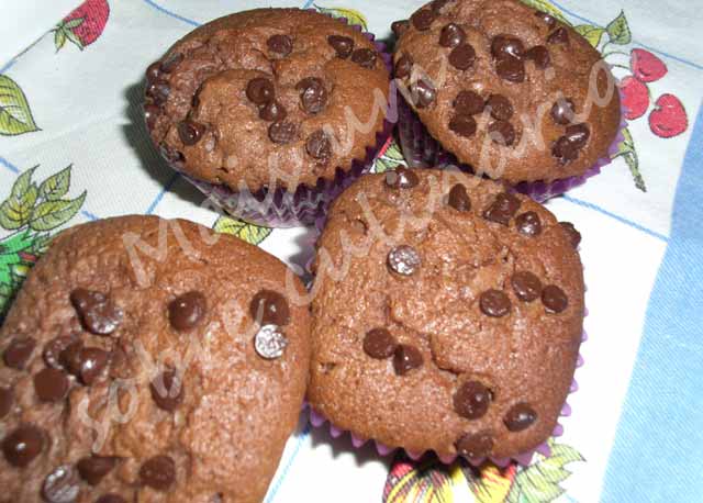 Muffins de mousse de chocolate