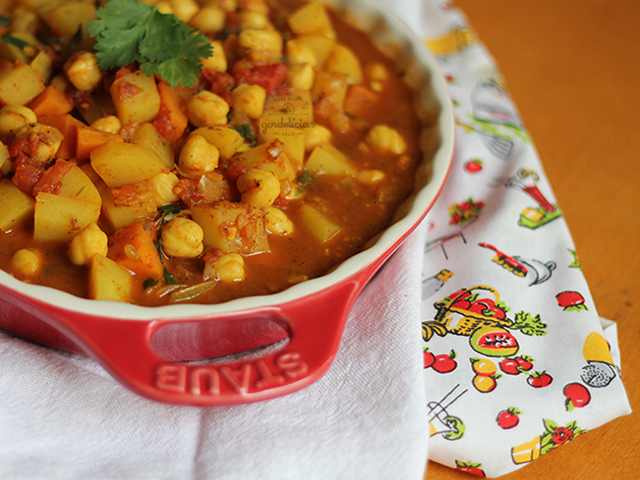 Curry Fácil de Grão de Bico e Batata