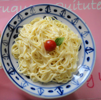Spaghetti com molho 4 queijos Mococa