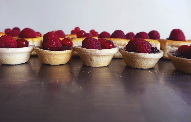 Mini-tartes de frutos silvestres, rápidas e fáceis/ quick and easy mini berries pie