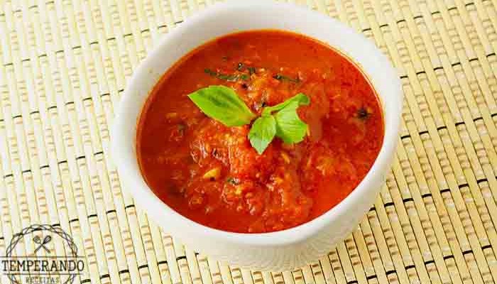Molho de Tomate – super rápido e fácil – receita em vídeo