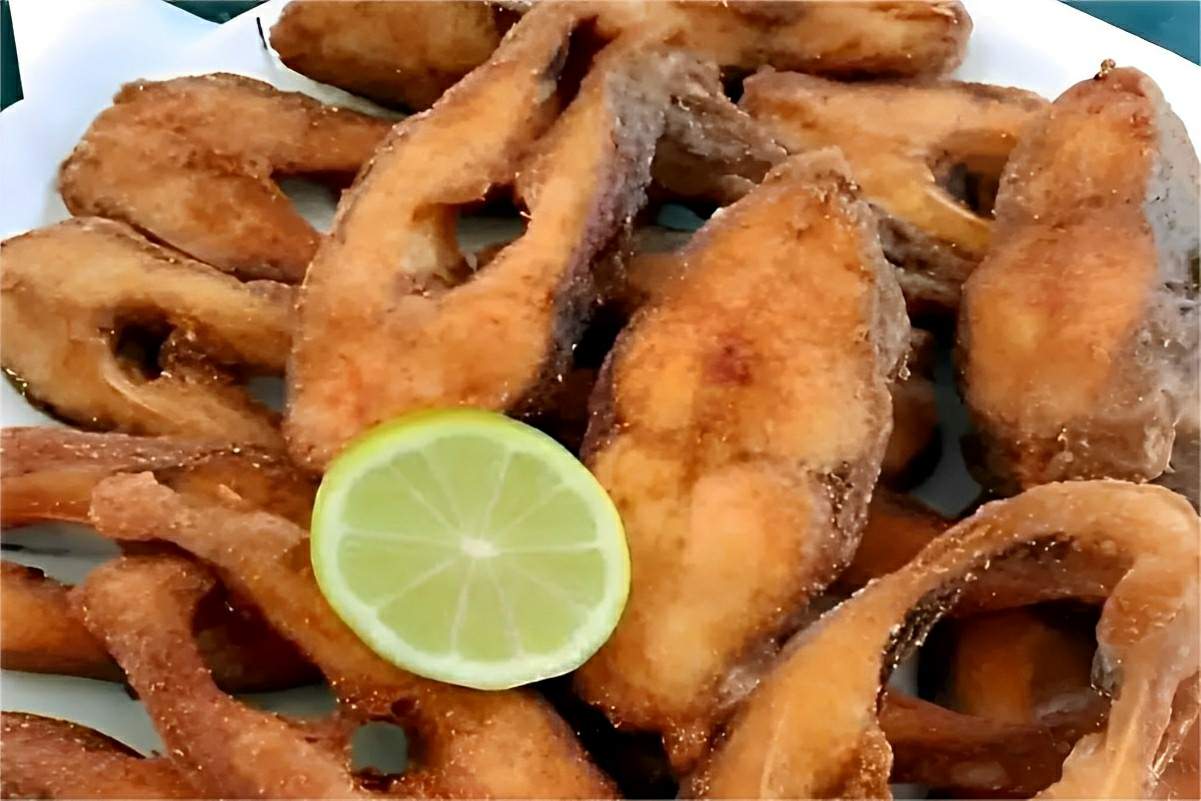 Peixe frito de praia: a receita do quiosque para você fazer em casa