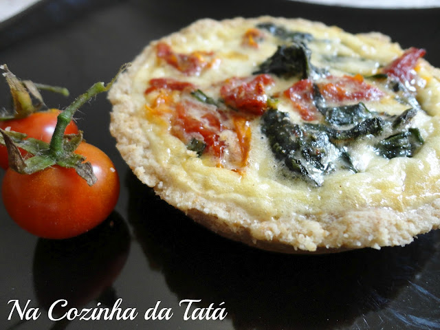 Mini Quiche de Espinafre e Tomate Seco + Parceria com a Mococa renovada