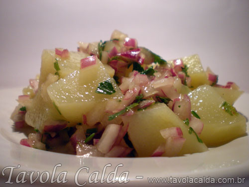 Salada de Batata Quente com Cebola